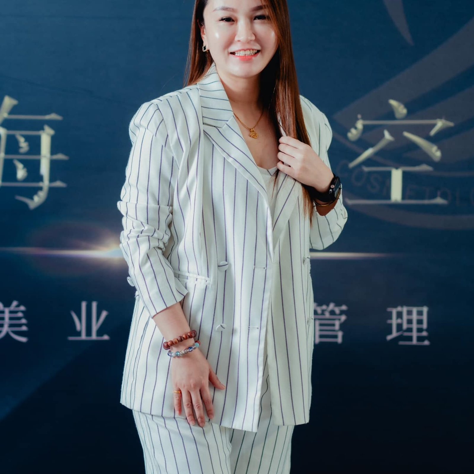 Sze Yin (18)